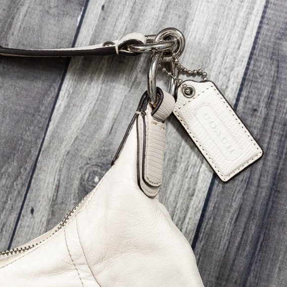 Coach Shoulder Bag Purse - Leather Cream/Beige - Picture 3 of 16